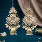 এলিগ্যান্ট গোল্ড-প্লেটেড পার্ল ঝুমকা কানের দুল – ট্র্যাডিশনাল ব্রাইডাল জুয়েলারি